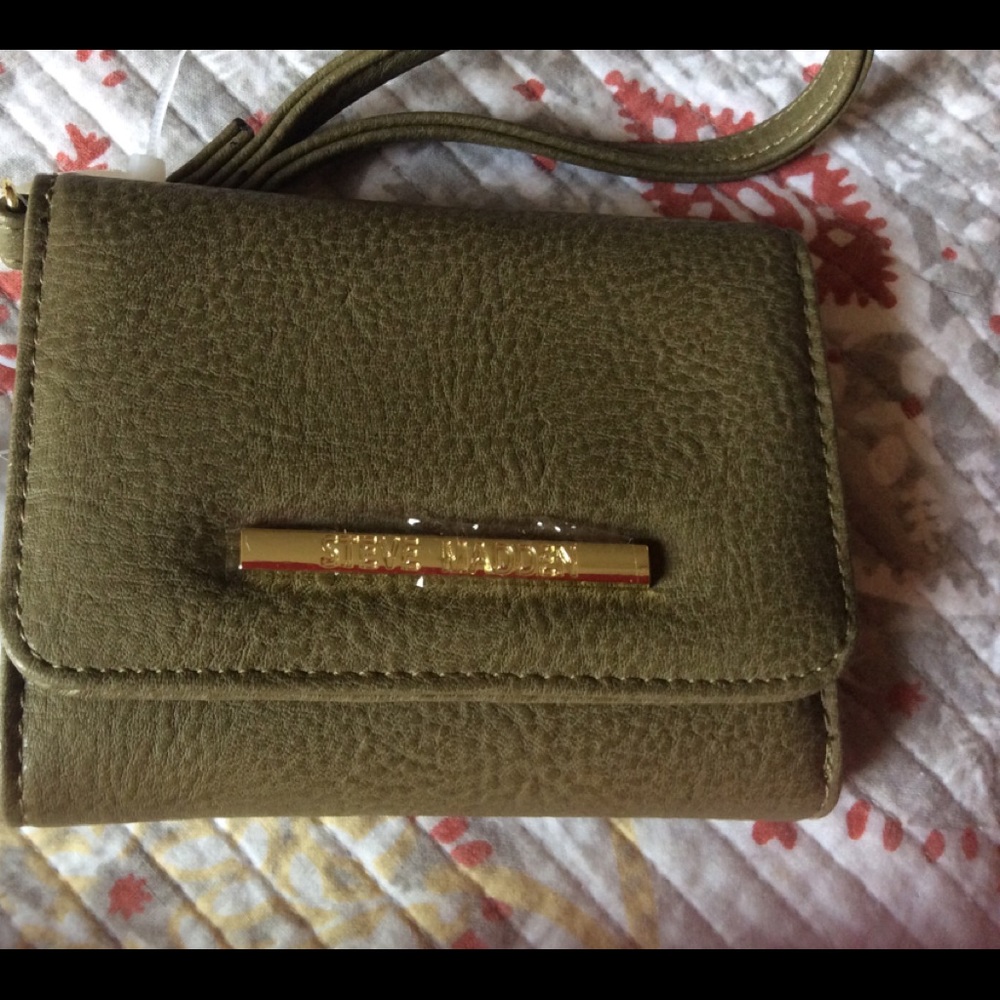 5*RatedReduced Steve Madden Wallet/Wristlet Olive
